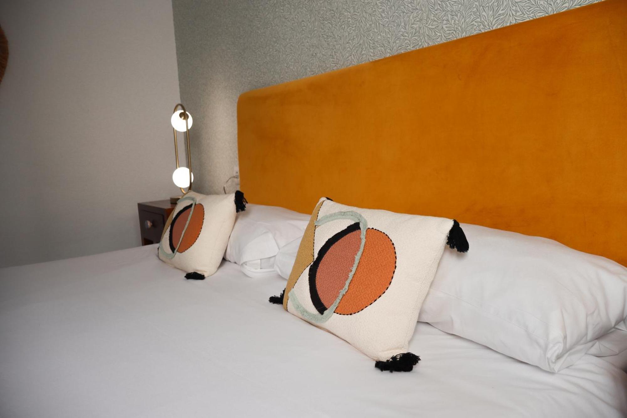 Monkeys Apartments Lumbreras Deluxe Sevilla Exteriör bild